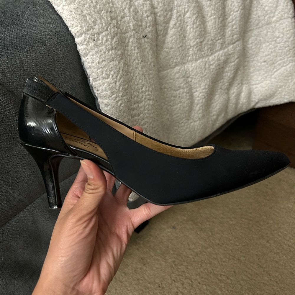 Abella true comfort pumps Classic Black Heels